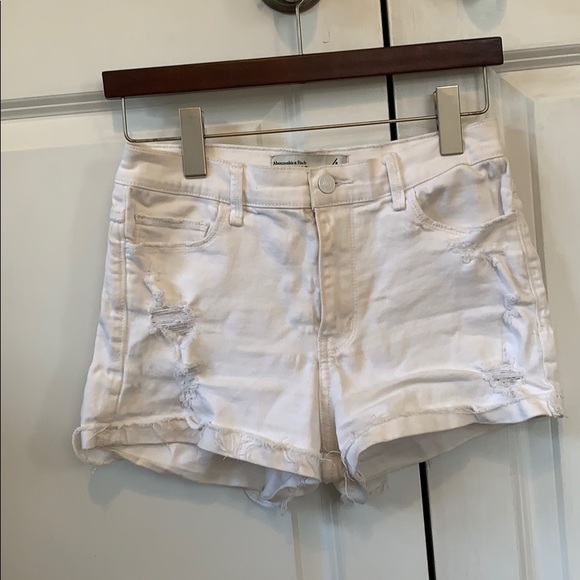 Abercrombie & Fitch Pants - Abercrombie & Fitch white Jean Shorts